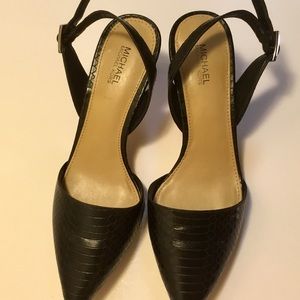 SALE! Michael Kors Slingbacks w/Snake print 5.5